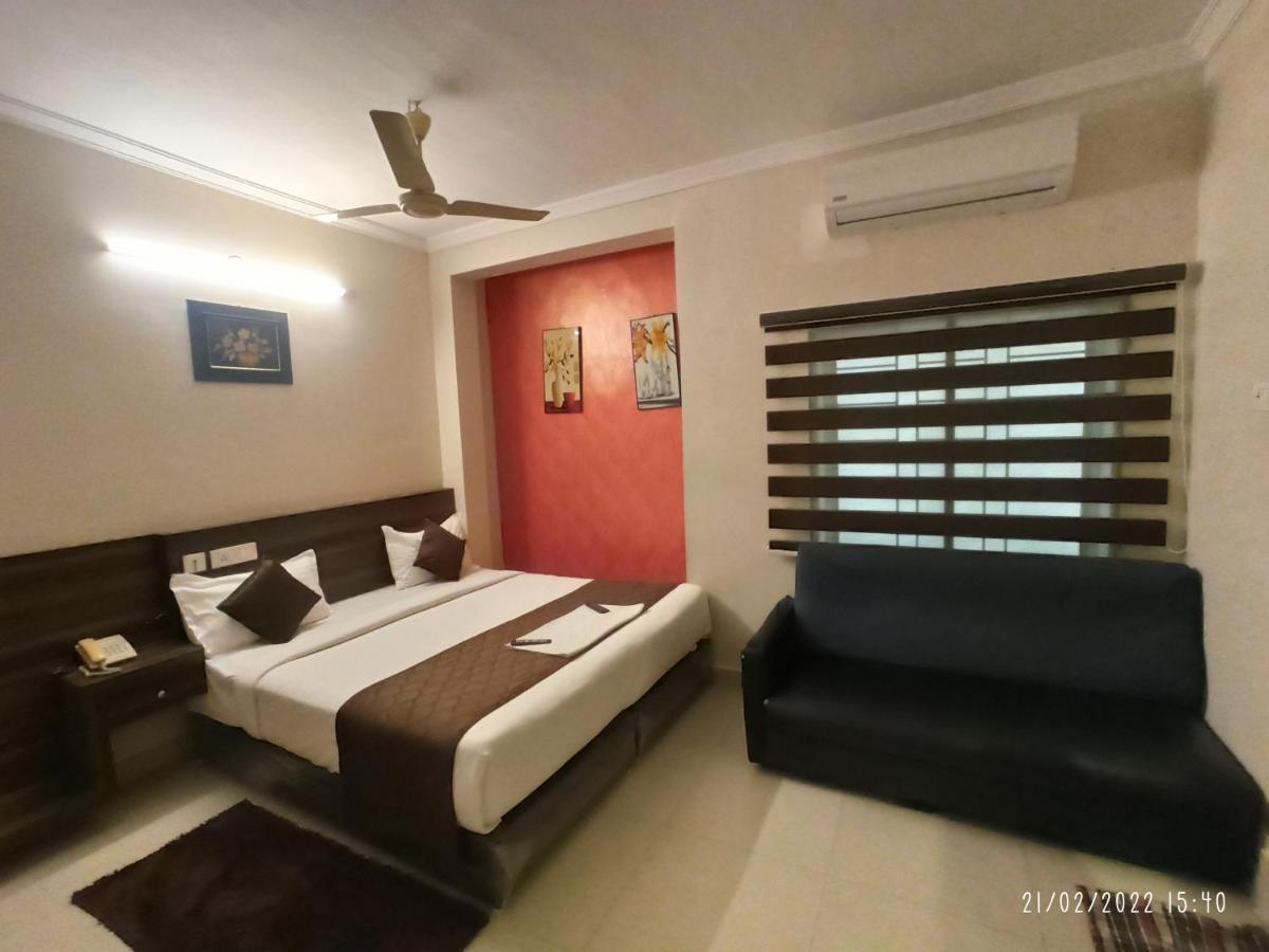 Hotel I-Way Residency Perungudi 钦奈 外观 照片